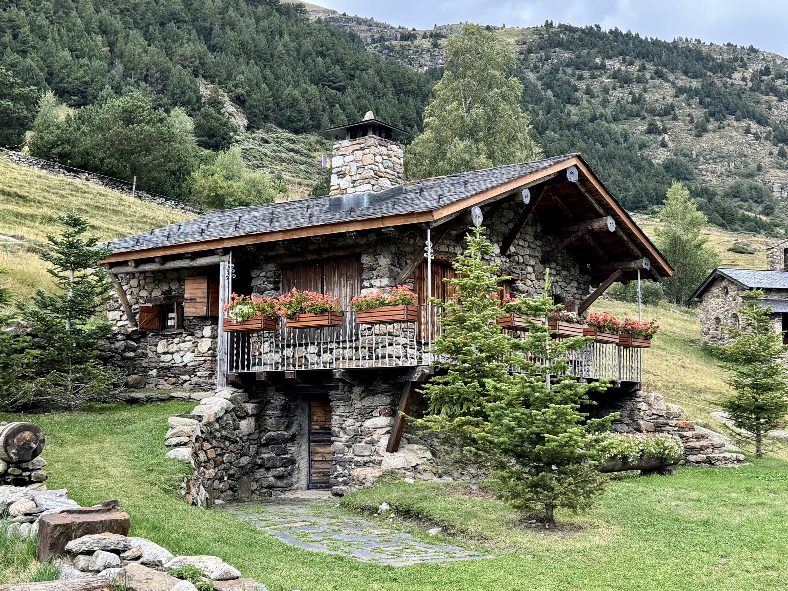 stone house in vall d'incles andorra